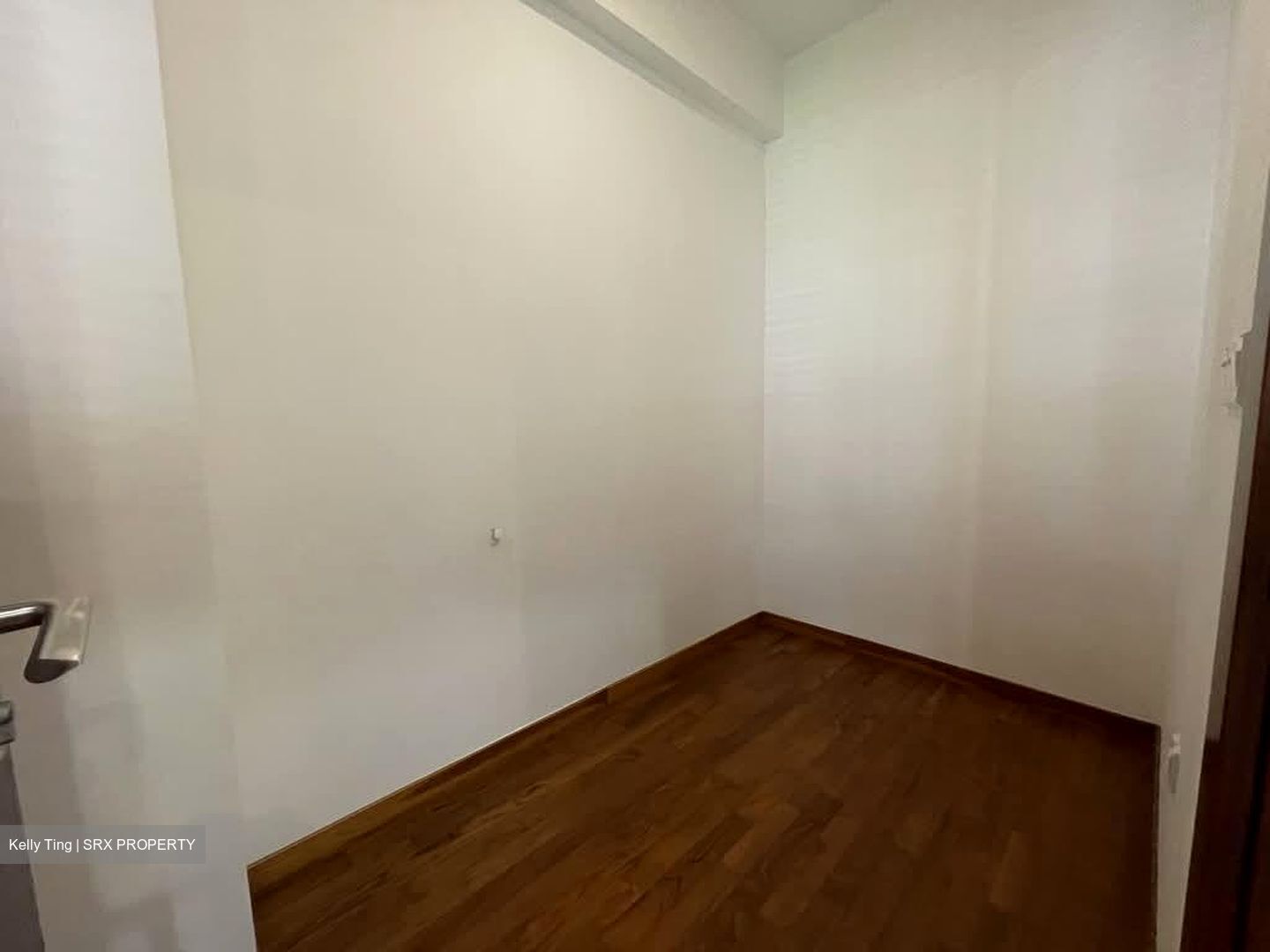 Holland Link (D10), Terrace #602884471